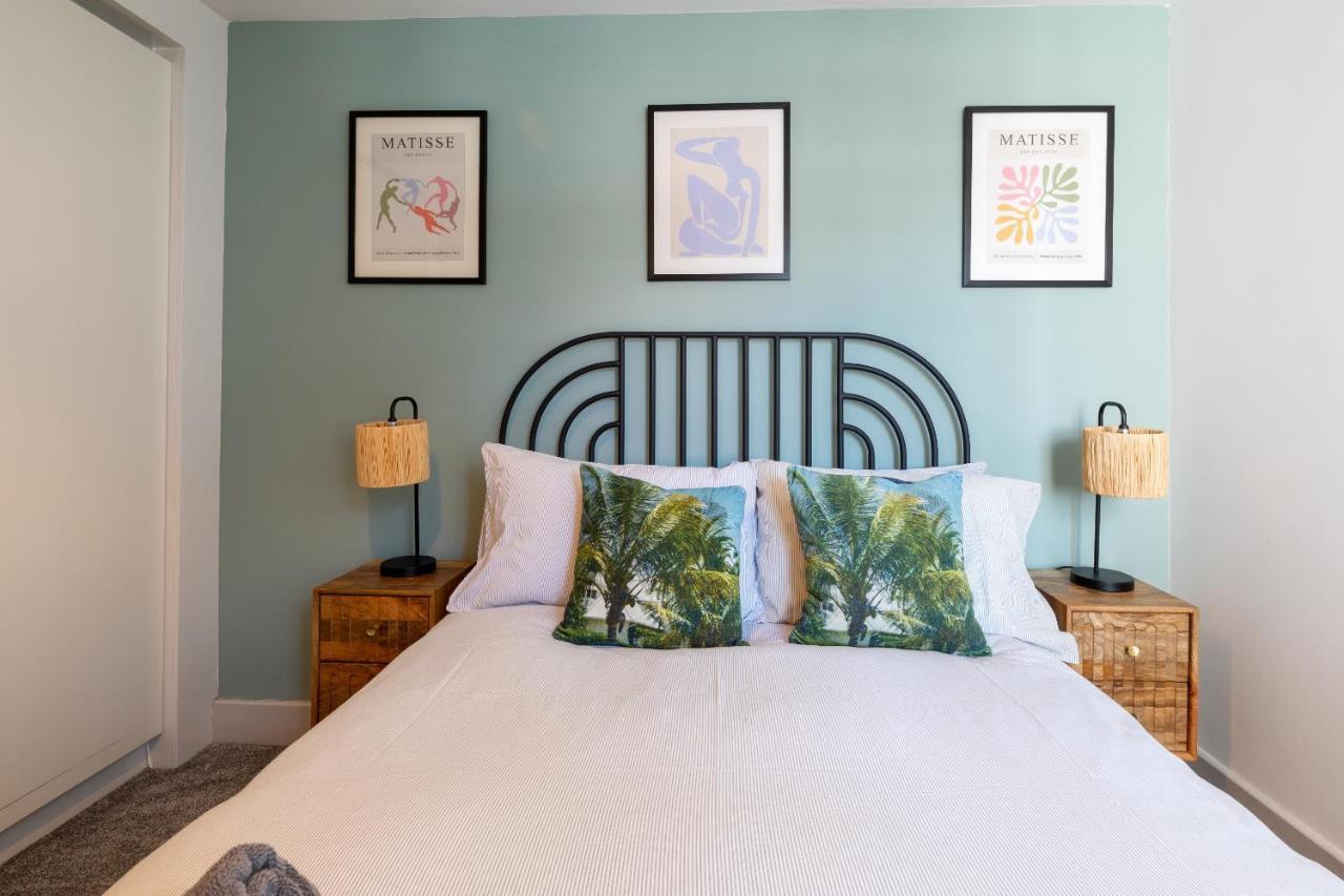 X-Large Two Bedroom & Two Bathroom Apartment With Free Evening Parking 南安普敦 外观 照片